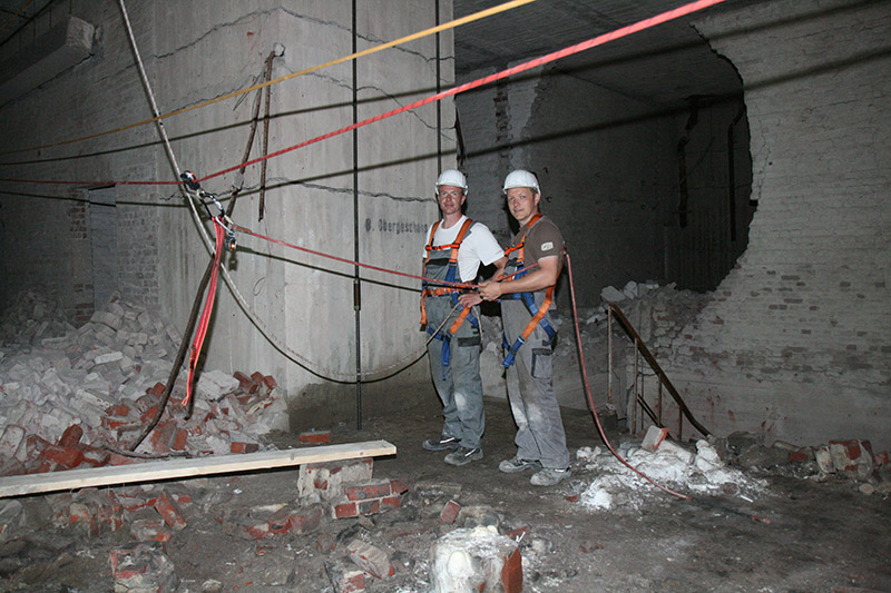 Belastungsversuche, Probebelastung Gebäude, Experimentelle Tragsicherheitsnachweise, Bauwerksanalyse, Hybride Statik