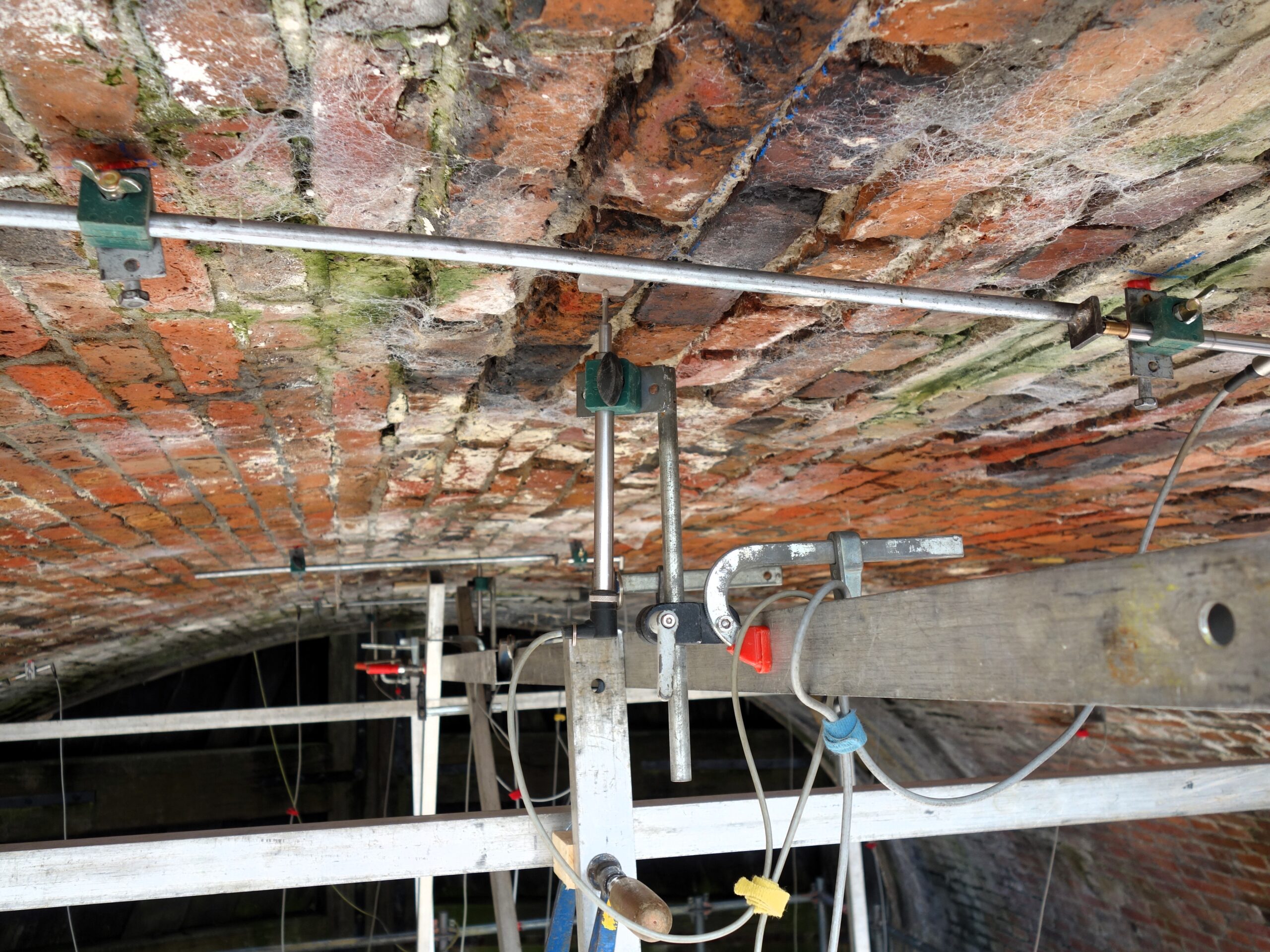 Belastungsversuche, Probebelastung Gebäude, Experimentelle Tragsicherheitsnachweise, Bauwerksanalyse, Hybride Statik